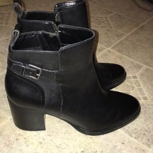 Lauren by RALPH LAUREN black booties EUC